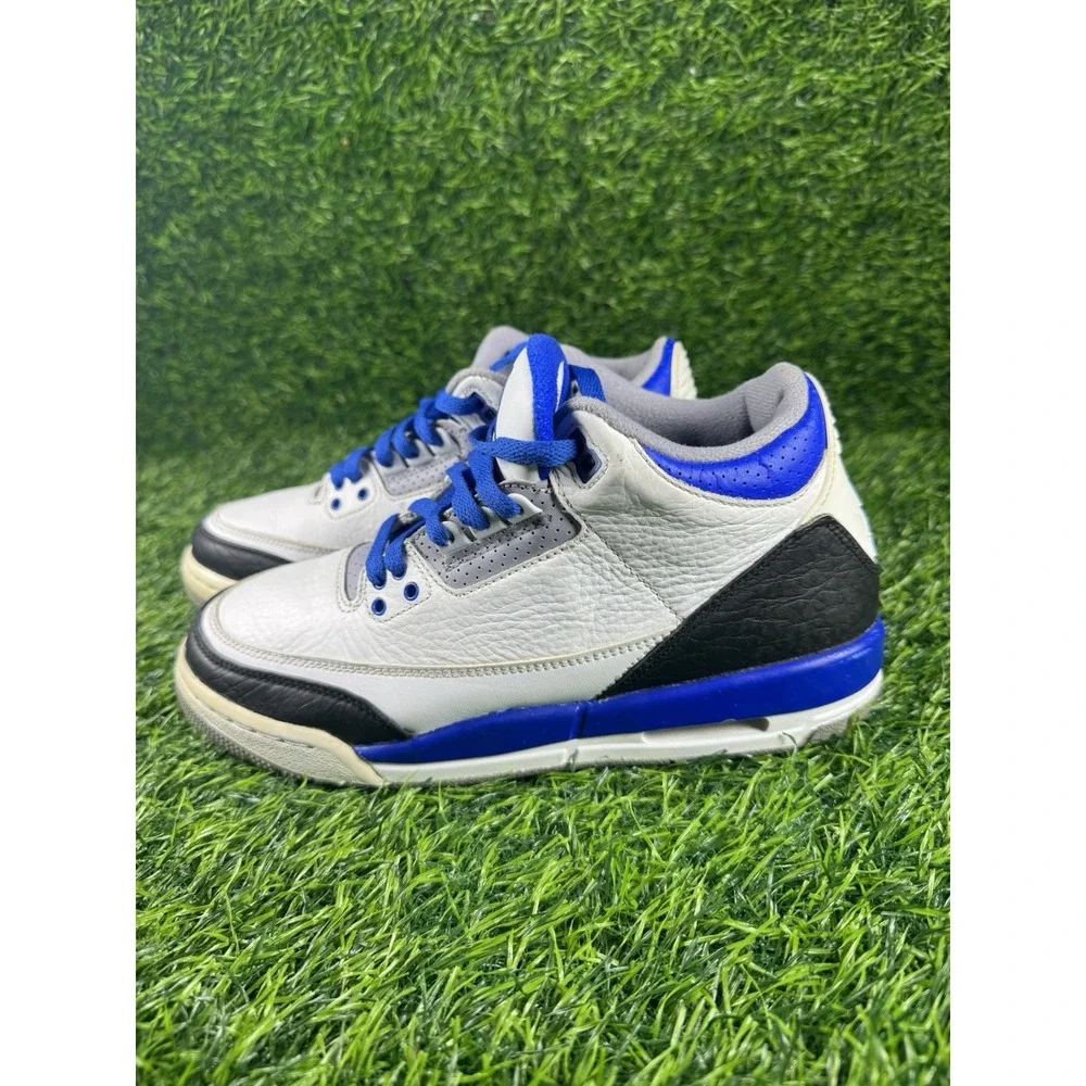Size 7Y - Air Jordan 3 Racer Blue